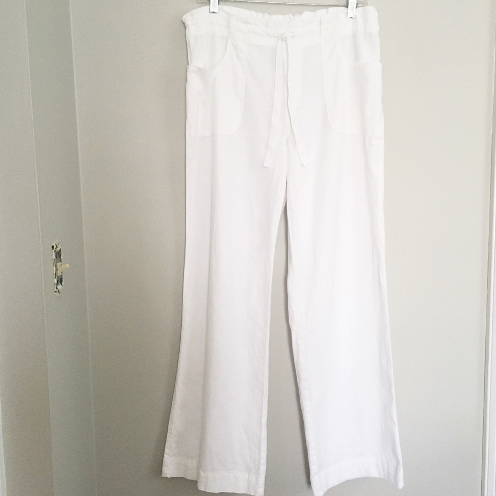 Daisy Fuentes Linen Blend White Pants